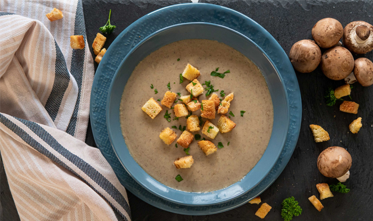 Cream of Mushroom Soup from Chives, thickened with Hajdú Happy Squares, served with croutons and parsley